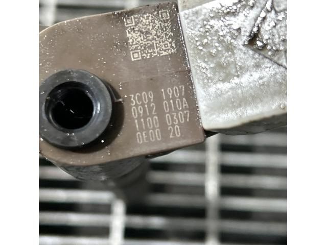 bontott MAZDA CX-5 Porlasztó (1 db)