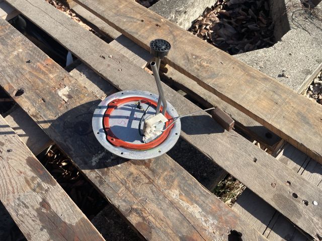 bontott MAZDA CX-5 Üzemanyagszint Jeladó