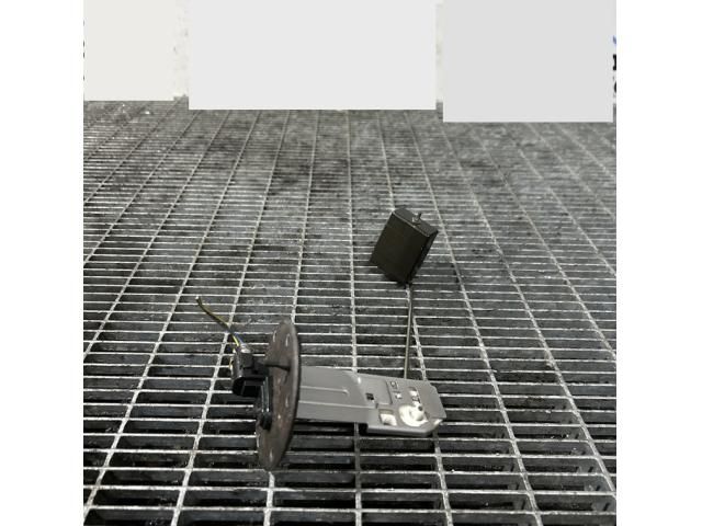 bontott MAZDA CX-5 Üzemanyagszint Jeladó