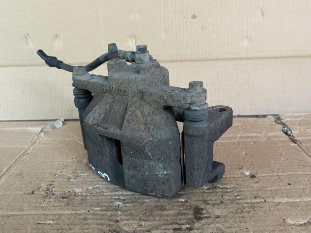 bontott MAZDA CX-5 Jobb első Féknyereg Munkahengerrel