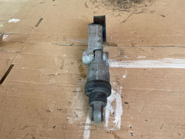 bontott MAZDA CX-5 Szíjfeszítő Görgő