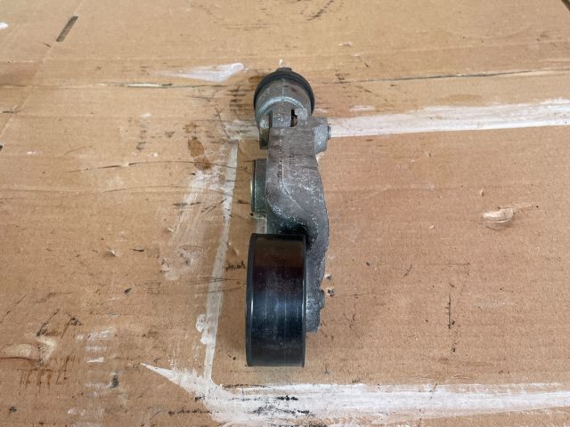 bontott MAZDA CX-5 Szíjfeszítő Görgő