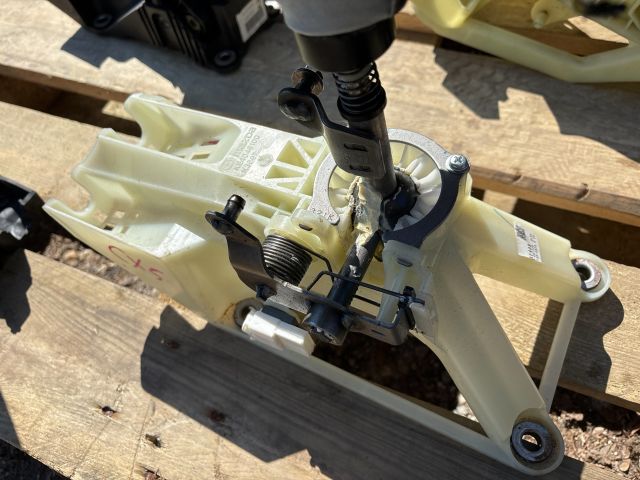 bontott MAZDA CX-5 Váltó Kulissza