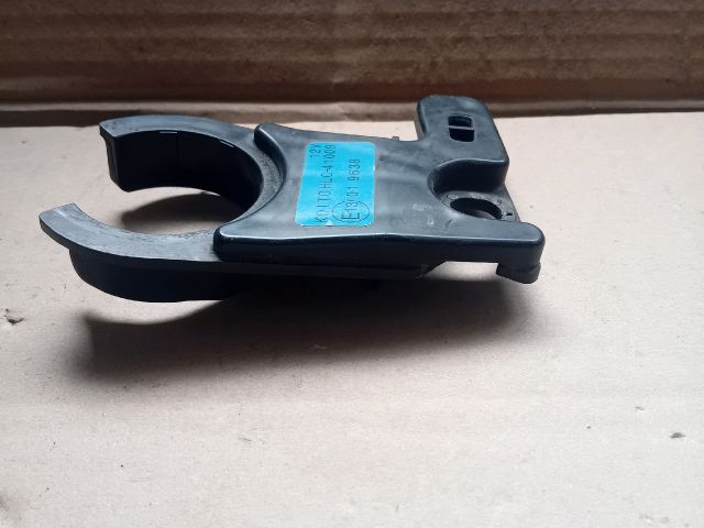 bontott MAZDA CX-5 Ablakmosó Tartály Tartó