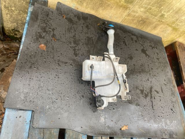 bontott MAZDA CX-5 Ablakmosó Tartály