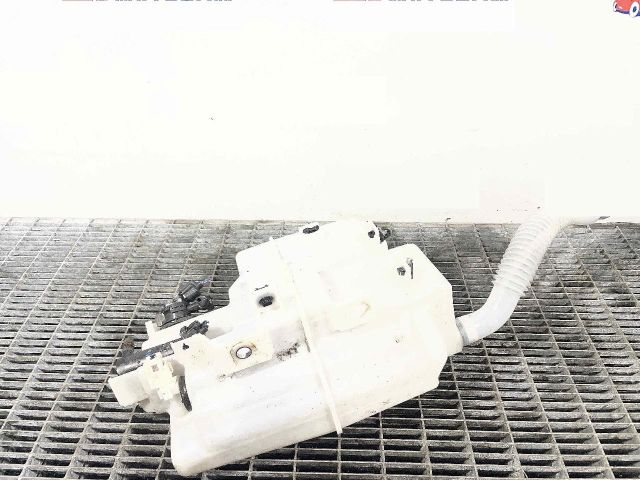 bontott MAZDA CX-5 Ablakmosó Tartály