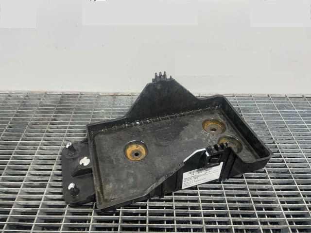 bontott MAZDA CX-5 Akkumulátor Tartó