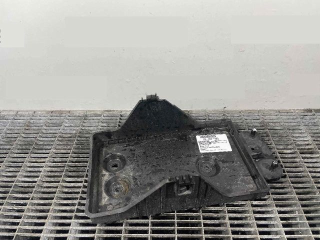 bontott MAZDA CX-5 Akkumulátor Tartó