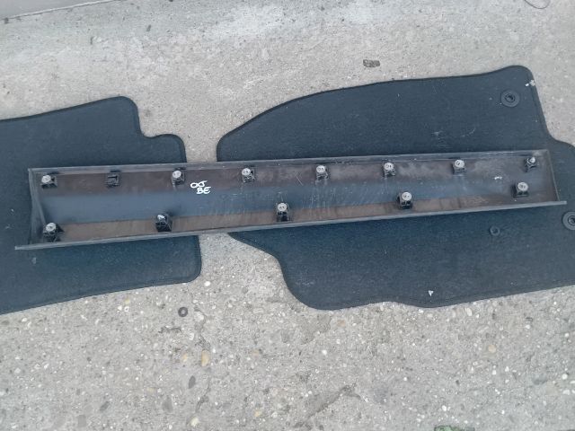 bontott MAZDA CX-5 Bal első Ajtó Díszléc