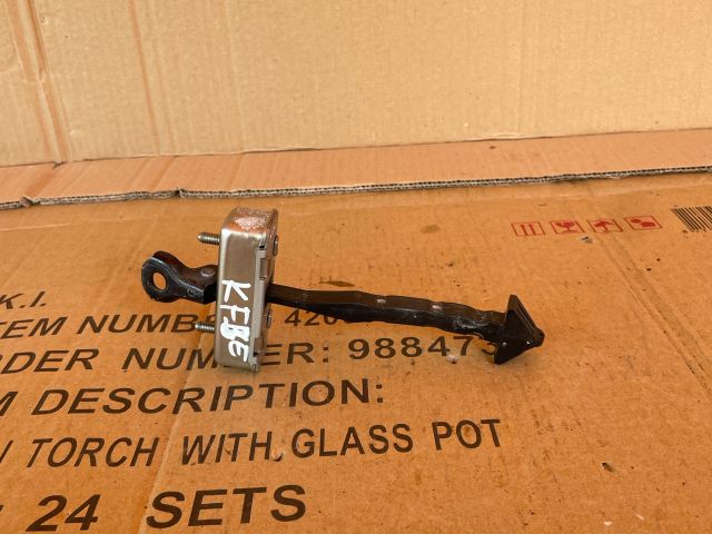 bontott MAZDA CX-5 Bal első Ajtóhatároló