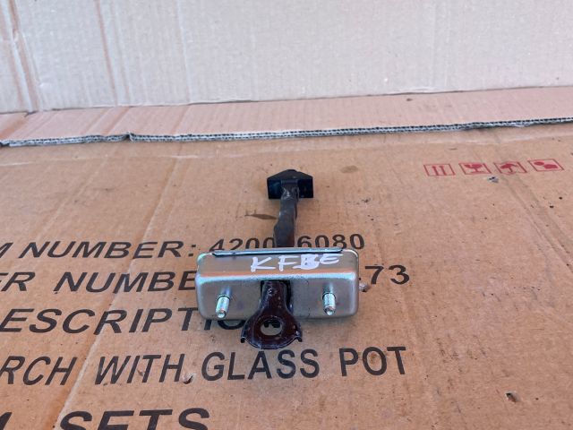 bontott MAZDA CX-5 Bal első Ajtóhatároló