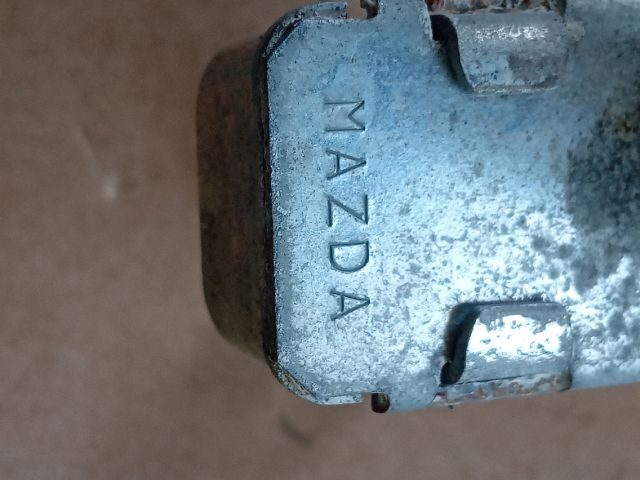 bontott MAZDA CX-5 Bal első Ajtóhatároló