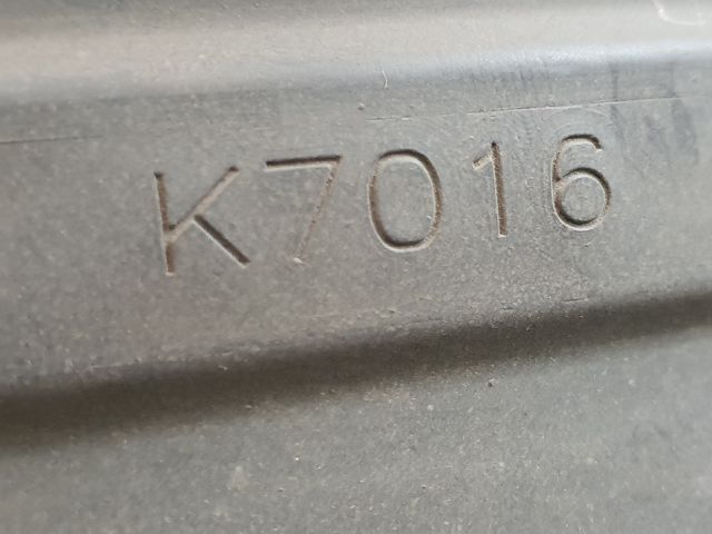 bontott MAZDA CX-5 Bal első Első Dobbetét (Kerékjárati, Műanyag)