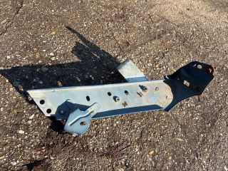 bontott MAZDA CX-5 Bal Fényszóró Tartó