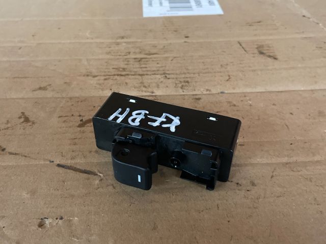 bontott MAZDA CX-5 Bal hátsó Ablakemelő Kapcsoló