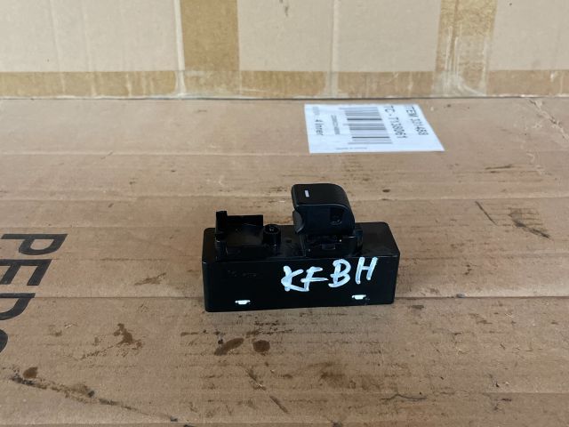 bontott MAZDA CX-5 Bal hátsó Ablakemelő Kapcsoló