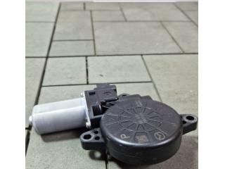 bontott MAZDA CX-5 Bal hátsó Ablakemelő Motor