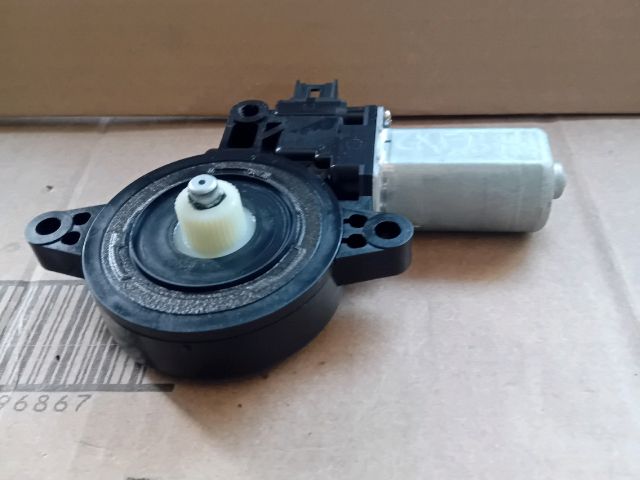 bontott MAZDA CX-5 Bal hátsó Ablakemelő Motor