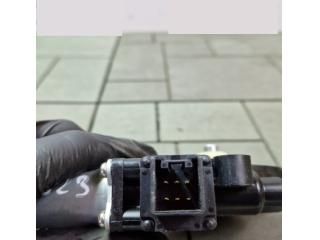 bontott MAZDA CX-5 Bal hátsó Ablakemelő Motor