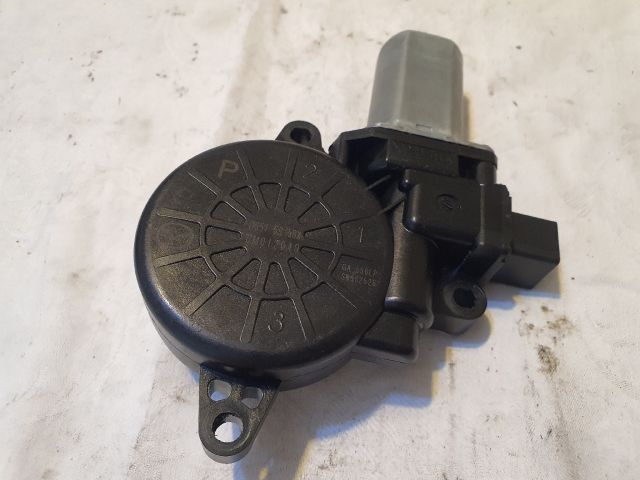 bontott MAZDA CX-5 Bal hátsó Ablakemelő Motor