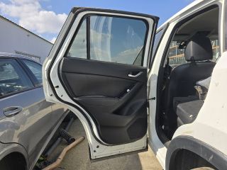 bontott MAZDA CX-5 Bal hátsó Ajtó (Üres lemez)