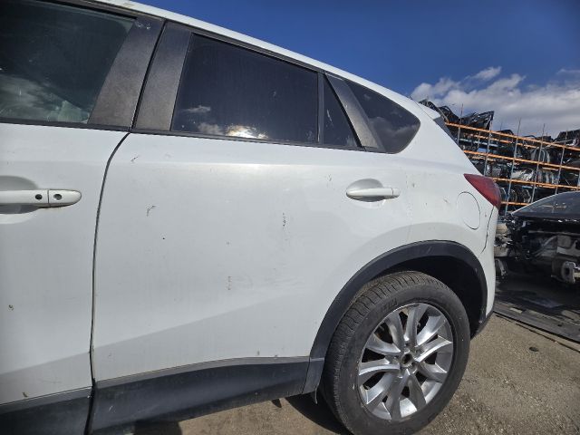 bontott MAZDA CX-5 Bal hátsó Ajtó (Üres lemez)