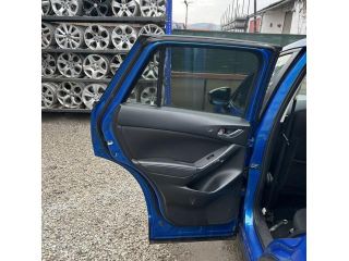 bontott MAZDA CX-5 Bal hátsó Ajtó (Üres lemez)