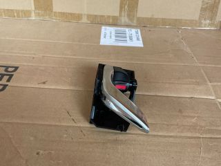 bontott MAZDA CX-5 Bal hátsó Belső Kilincs