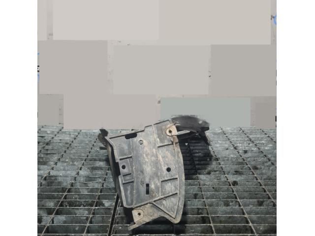 bontott MAZDA CX-5 Bal hátsó Dobbetét (Kerékjárati, Műanyag)