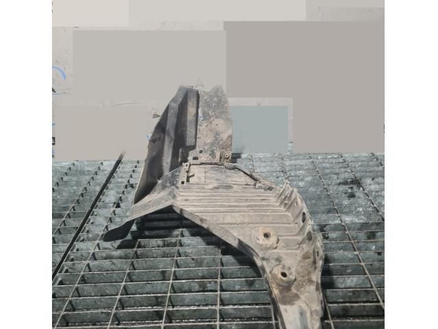 bontott MAZDA CX-5 Bal hátsó Dobbetét (Kerékjárati, Műanyag)