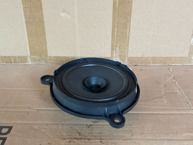 bontott MAZDA CX-5 Bal hátsó Hangszóró