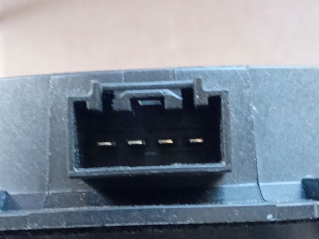 bontott MAZDA CX-5 Bal hátsó Hangszóró