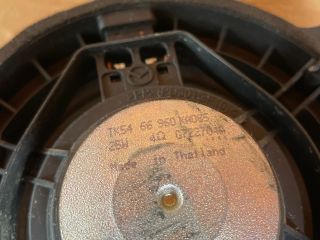 bontott MAZDA CX-5 Bal hátsó Hangszóró