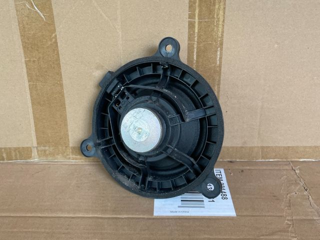 bontott MAZDA CX-5 Bal hátsó Hangszóró