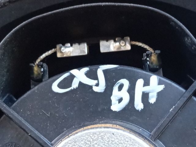 bontott MAZDA CX-5 Bal hátsó Hangszóró