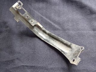 bontott MAZDA CX-5 Bal hátsó Lökhárító Merevítő (Fém)