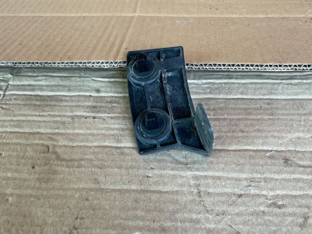 bontott MAZDA CX-5 Bal hátsó Lökhárító Tartó (Műanyag)