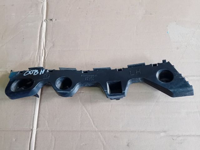 bontott MAZDA CX-5 Bal hátsó Oldal Lökhárító Tartó (Műanyag)