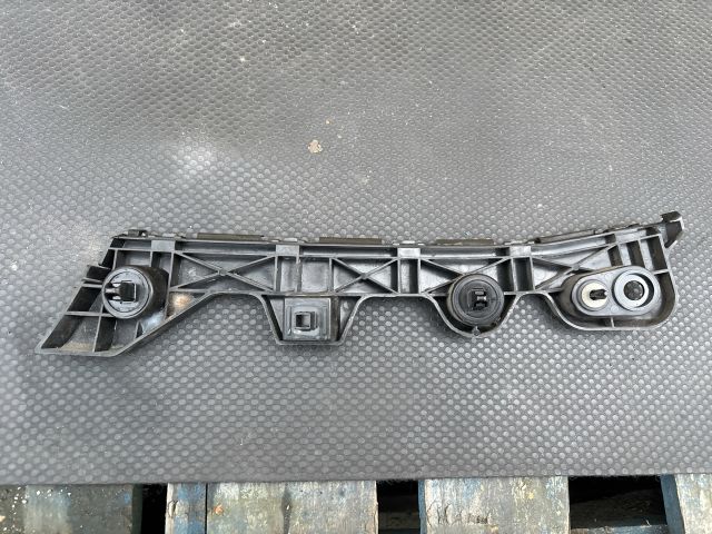 bontott MAZDA CX-5 Bal hátsó Oldal Lökhárító Tartó (Műanyag)