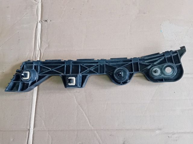 bontott MAZDA CX-5 Bal hátsó Oldal Lökhárító Tartó (Műanyag)