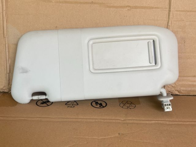 bontott MAZDA CX-5 Bal Napellenző