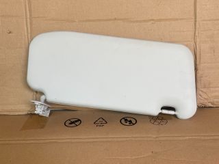 bontott MAZDA CX-5 Bal Napellenző