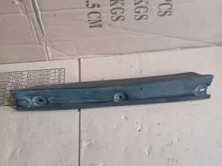 bontott MAZDA CX-5 Bal Sárvédő Csavar Burkolat