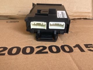 bontott MAZDA CX-5 Biztosítéktábla Csomagtér