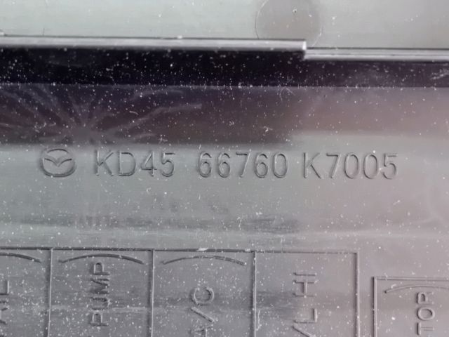 bontott MAZDA CX-5 Biztosítéktábla Fedél