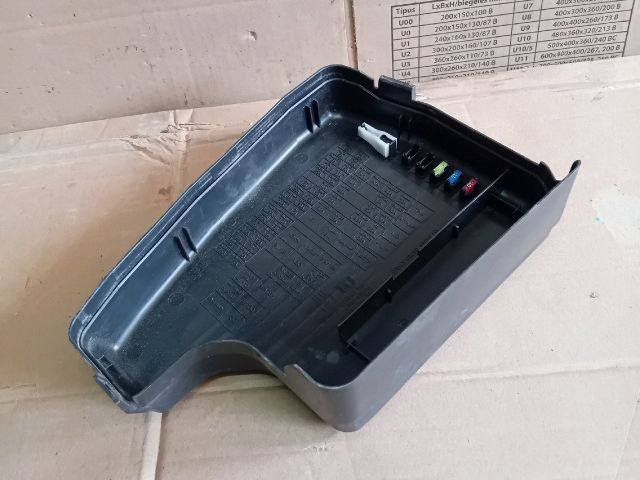 bontott MAZDA CX-5 Biztosítéktábla Fedél