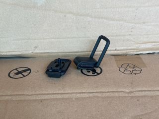 bontott MAZDA CX-5 Csomagrögzítő