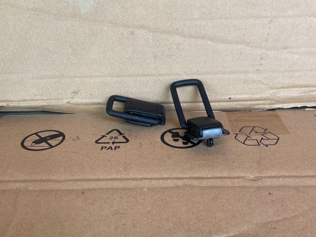 bontott MAZDA CX-5 Csomagrögzítő