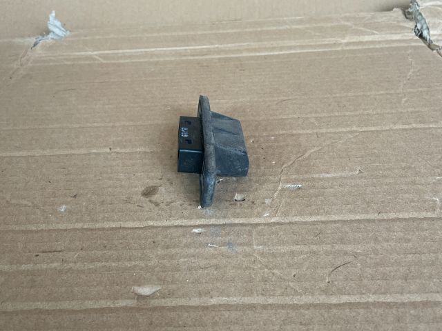 bontott MAZDA CX-5 Csomagtérajtó Kapcsoló