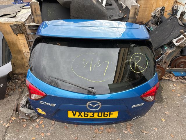 bontott MAZDA CX-5 Csomagtérajtó (Részeivel)